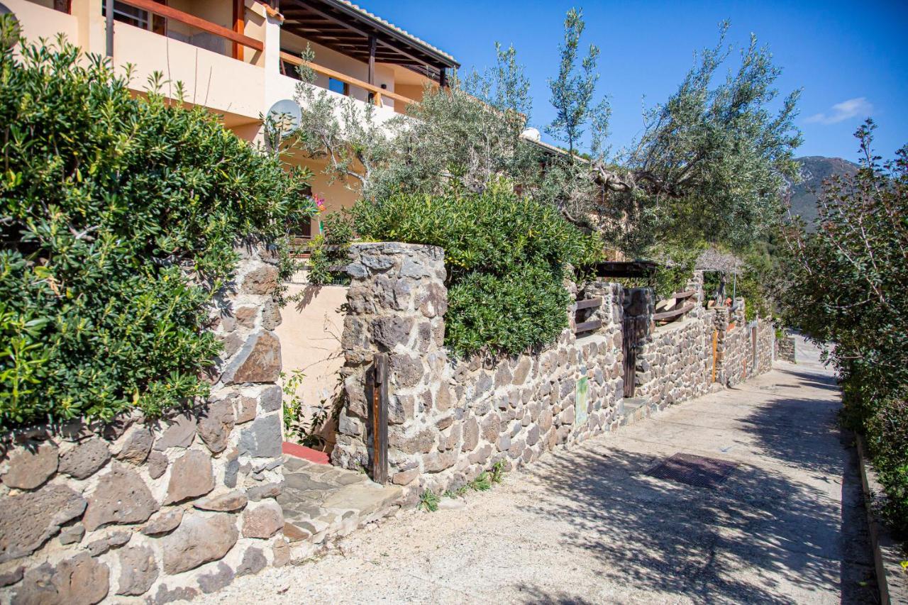 Casa Cassiopea, Close To The Beach Iun R0965 Vila Cala Gonone Exterior foto